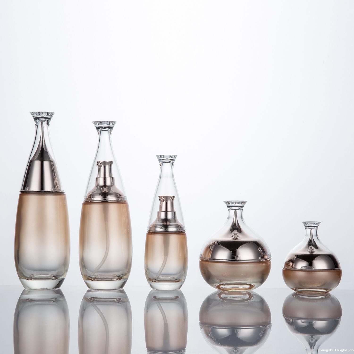 绿色包装材料在女性化妆品包装中的运用 绿色包装材料在女性化妆品包装中的运用