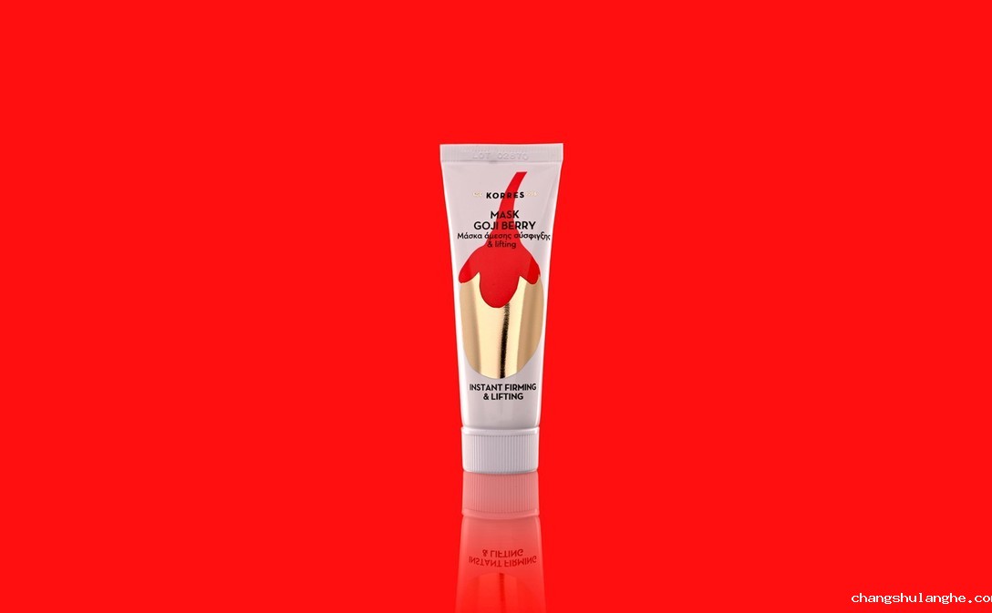 从现代化妆品包装设计谈品牌文化特点 从现代化妆品包装设计谈品牌文化特点