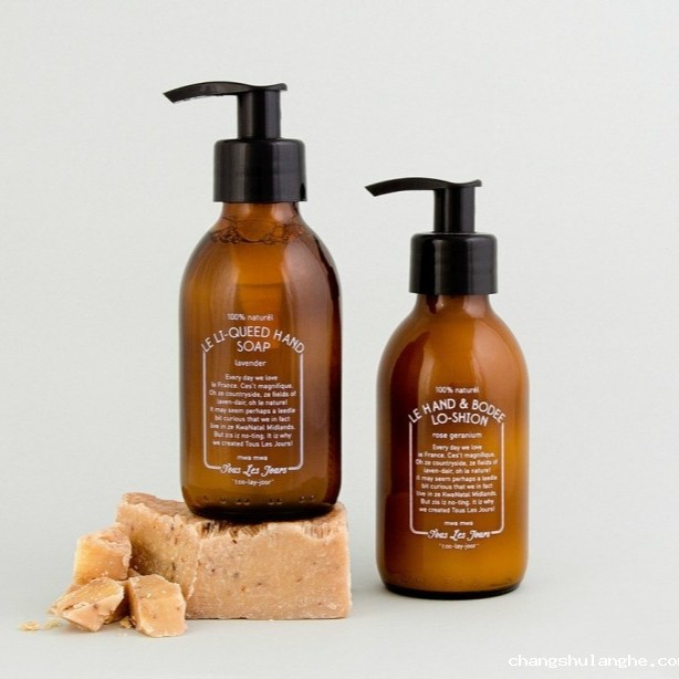 化妆品包装瓶设计图护肤品消费与包装设计