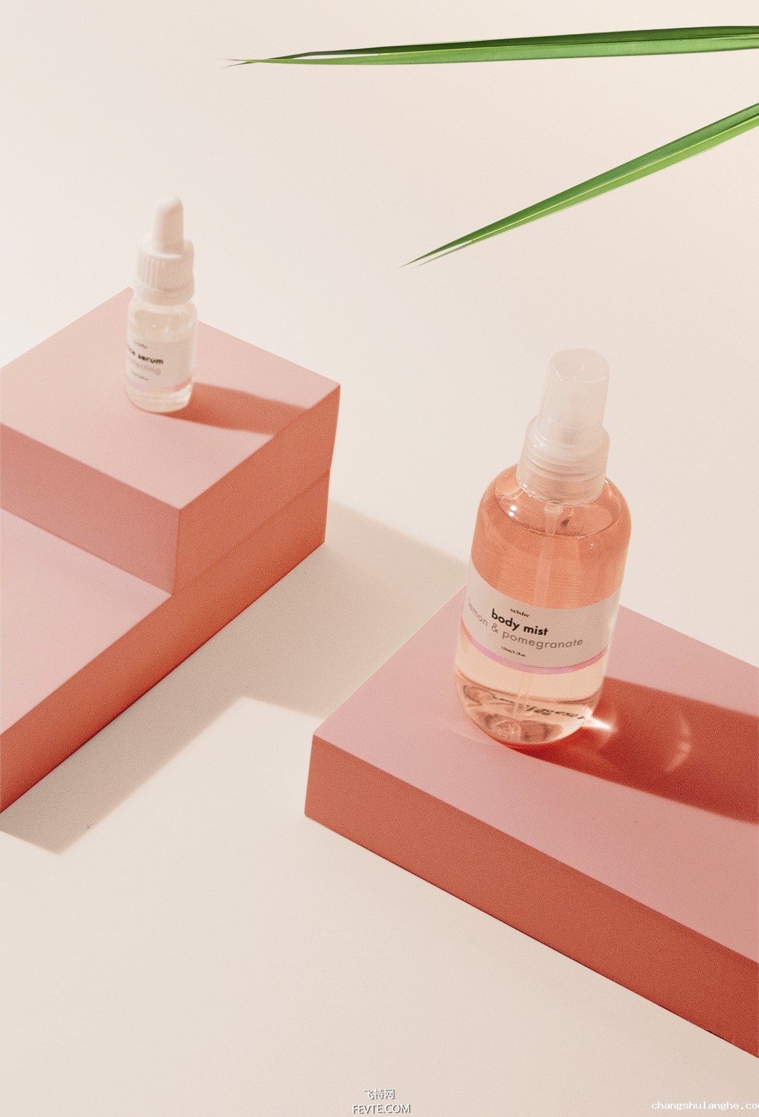 上海化妆品包装瓶厂家谈包装设计中的扁平化设计理念应用研究 上海化妆品包装瓶厂家谈包装设计中的扁平化设计理念应用研究