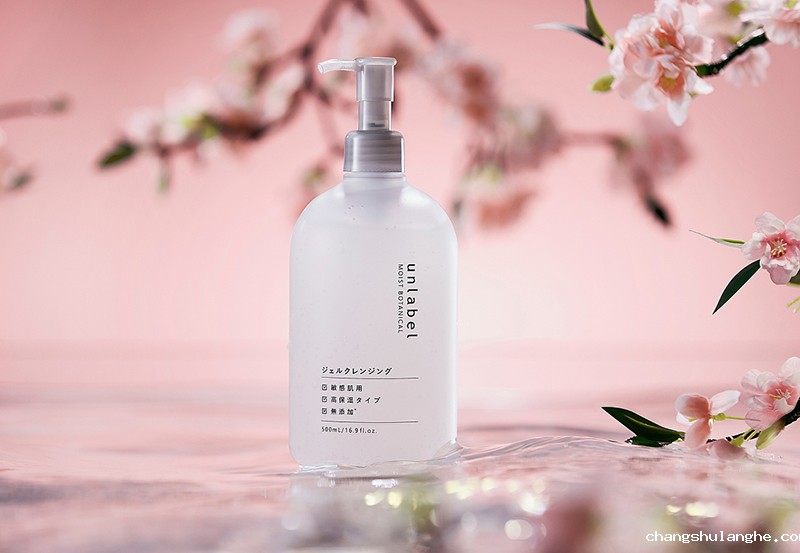 把配方印在瓶身上,成分营销都有什么新玩法? 把配方印在瓶身上,成分营销都有什么新玩法?