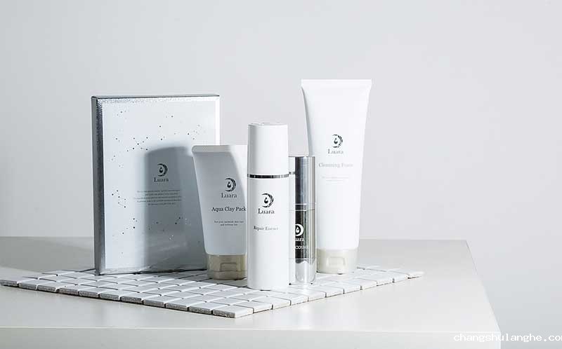 男士护肤起风了,但想给男人种草没那么简单 男士护肤起风了,但想给男人种草没那么简单