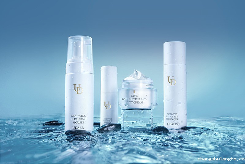 “深度护理”能给化妆品店带来第二春吗? “深度护理”能给化妆品店带来第二春吗?