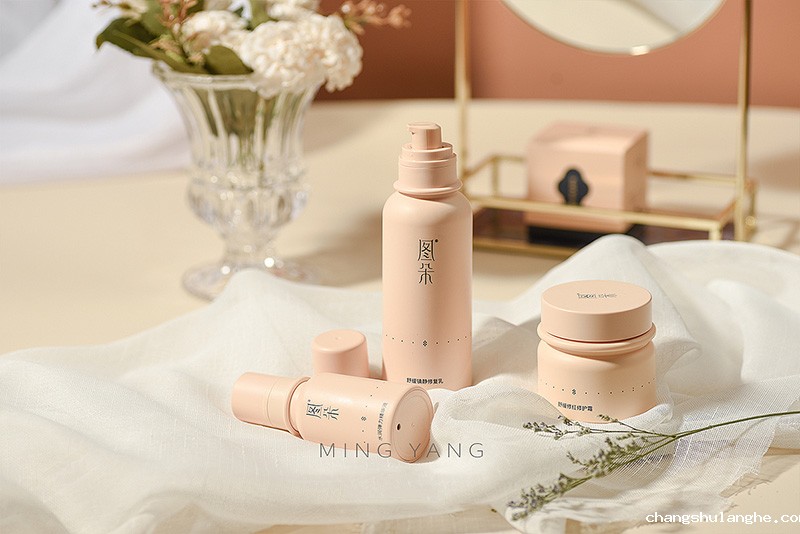 怎样设计化妆品包装最好看 怎样设计化妆品包装最好看