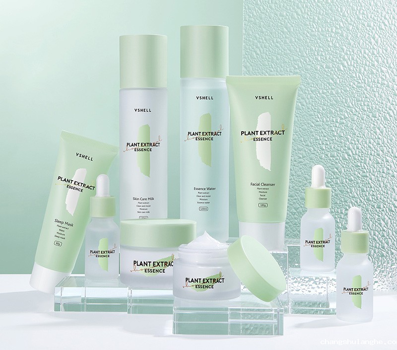 绵延两年的集体焦虑和恐惧，将如何改变美妆产业发展方向？