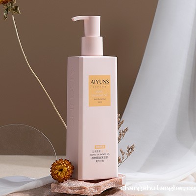 唯品会揭秘2022夏日五大美妆趋势，高倍数防晒霜、香氛沐浴露成热门赛道