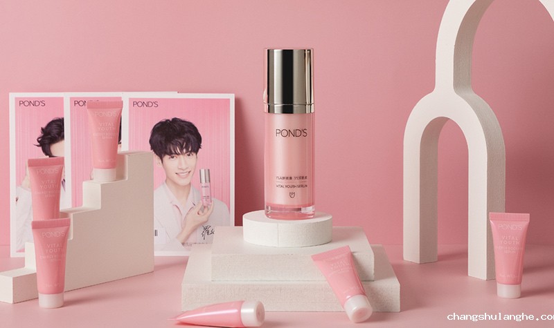 旁氏化妆品瓶大量少引争议 旁氏化妆品瓶大量少引争议