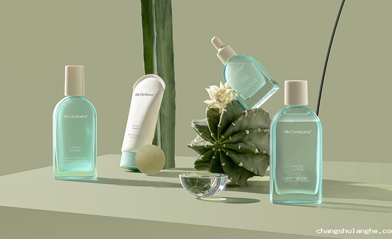 PET瓶在化妆品行业的广泛应用与优势 PET瓶在化妆品行业的广泛应用与优势