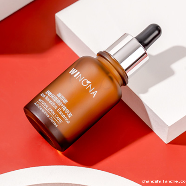 塑料瓶表面处理技术:喷砂与喷涂的对比与应用